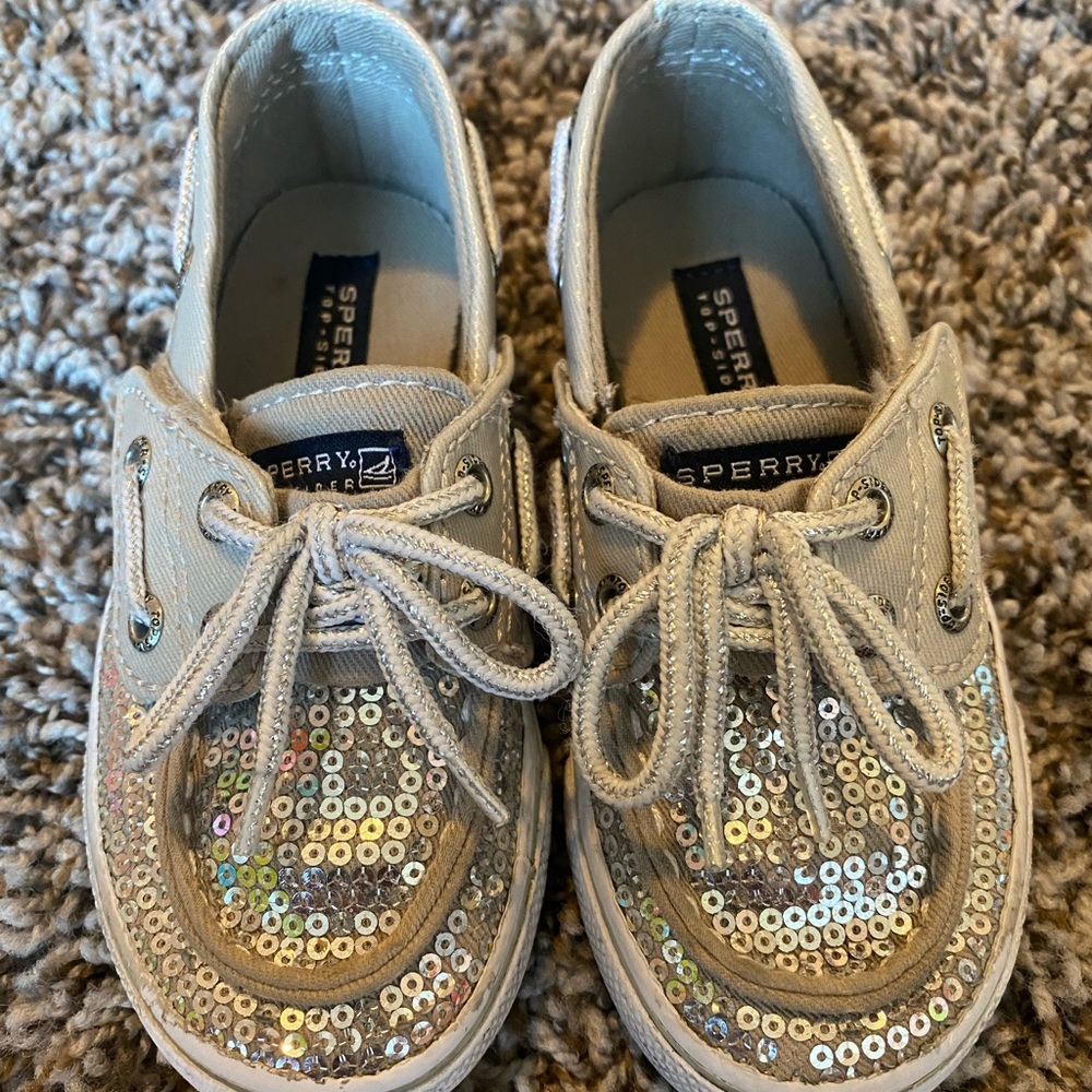 Silver sperrys